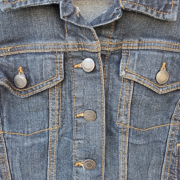 Custom Vintage Canadian Jean Jacket - Picture 4 of 7